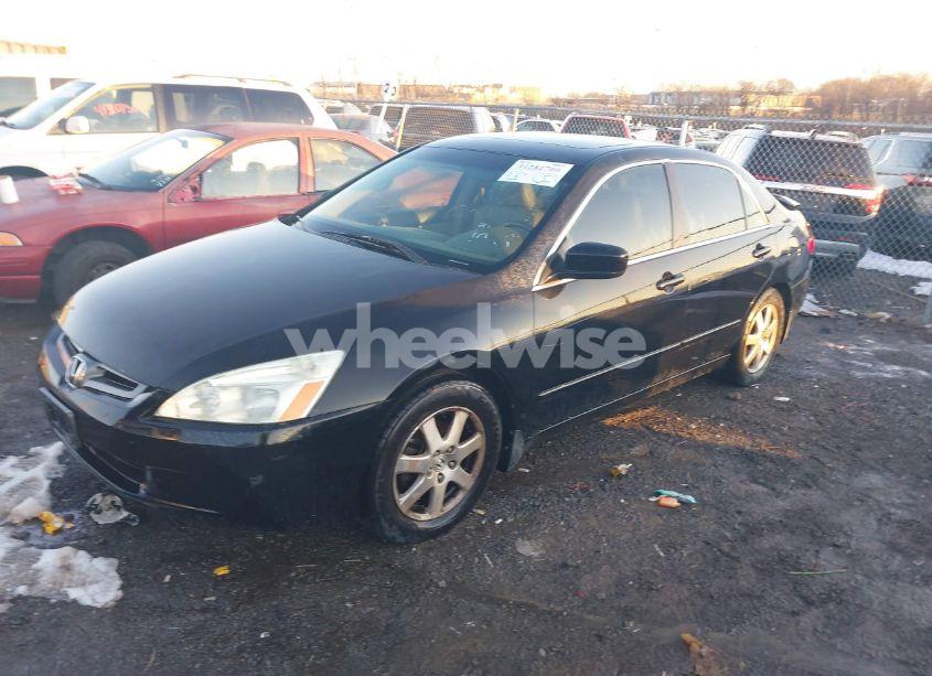 Photo 2 of 2005 Honda Accord 3.0 EX (VIN 1HGCM665X5A063794)