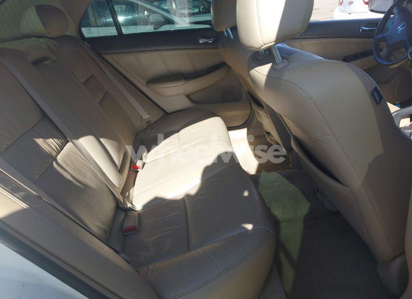 Photo 8 of 2006 Honda Accord 3.0 EX (VIN 1HGCM665X6A004343)