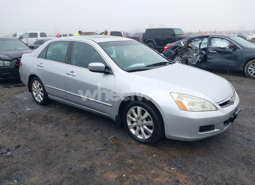 2006 Honda Accord 3.0 EX (VIN 1HGCM665X6A020137) main photo
