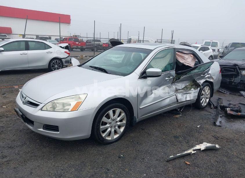 Photo 2 of 2006 Honda Accord 3.0 EX (VIN 1HGCM665X6A020137)