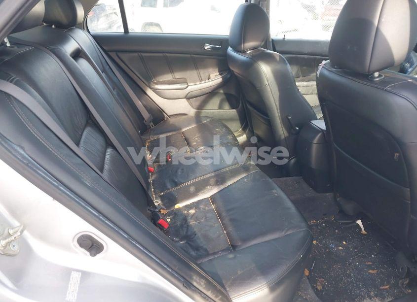 Photo 8 of 2006 Honda Accord 3.0 EX (VIN 1HGCM665X6A053574)