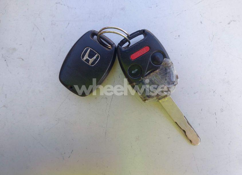 Photo 11 of 2006 Honda Accord 3.0 EX (VIN 1HGCM665X6A066714)