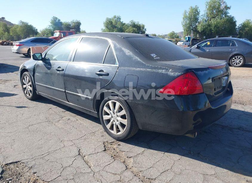 Photo 3 of 2006 Honda Accord 3.0 EX (VIN 1HGCM665X6A066714)