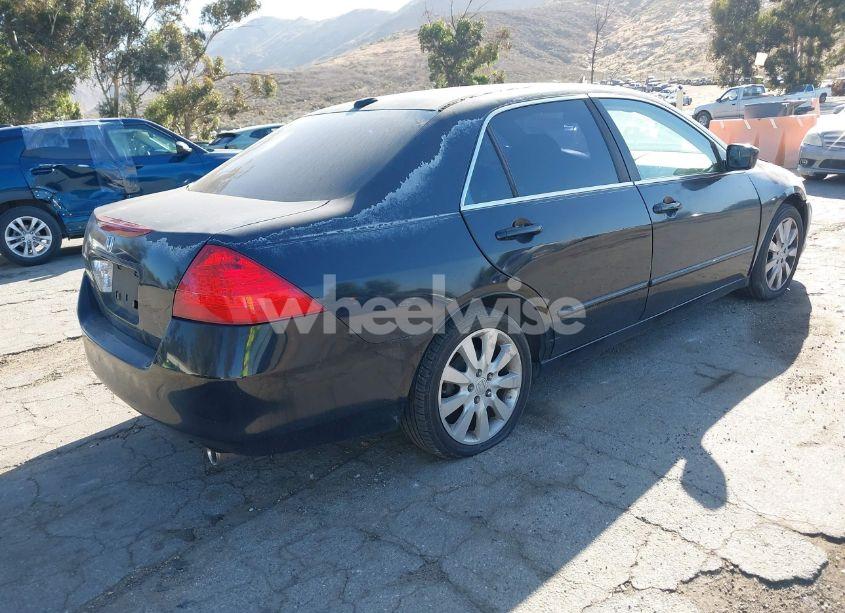 Photo 4 of 2006 Honda Accord 3.0 EX (VIN 1HGCM665X6A066714)