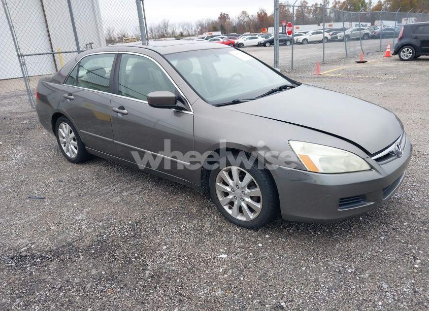 2006 Honda Accord 3.0 EX (VIN 1HGCM665X6A067541) main photo