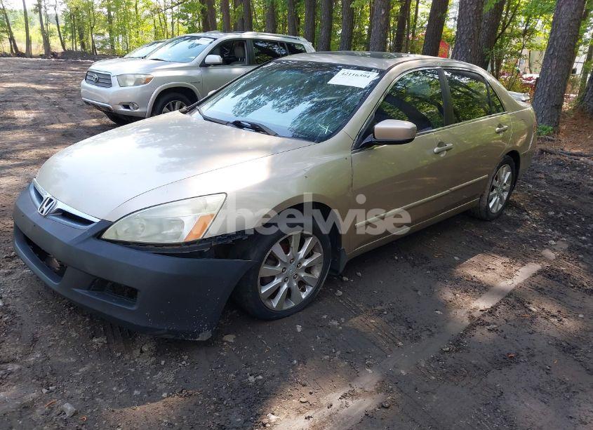Photo 2 of 2006 Honda Accord 3.0 EX (VIN 1HGCM665X6A068561)