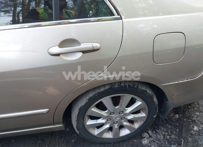 Photo 6 of 2006 Honda Accord 3.0 EX (VIN 1HGCM665X6A068561)