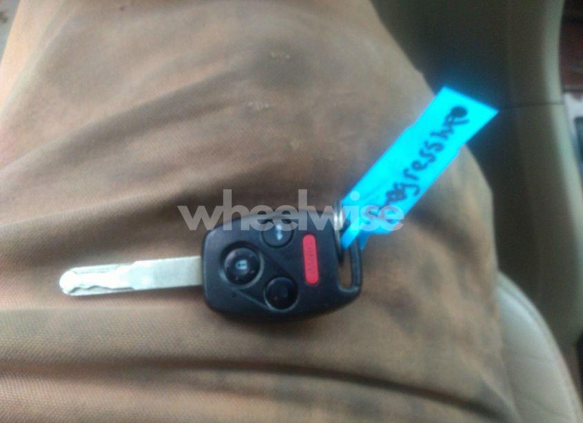 Photo 11 of 2006 Honda Accord 3.0 EX (VIN 1HGCM665X6A074988)