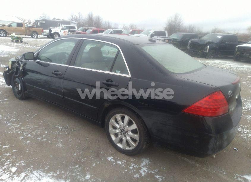 Photo 3 of 2006 Honda Accord 3.0 EX (VIN 1HGCM665X6A074988)