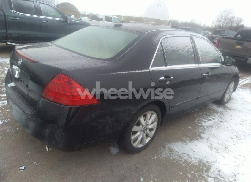 Photo 4 of 2006 Honda Accord 3.0 EX (VIN 1HGCM665X6A074988)