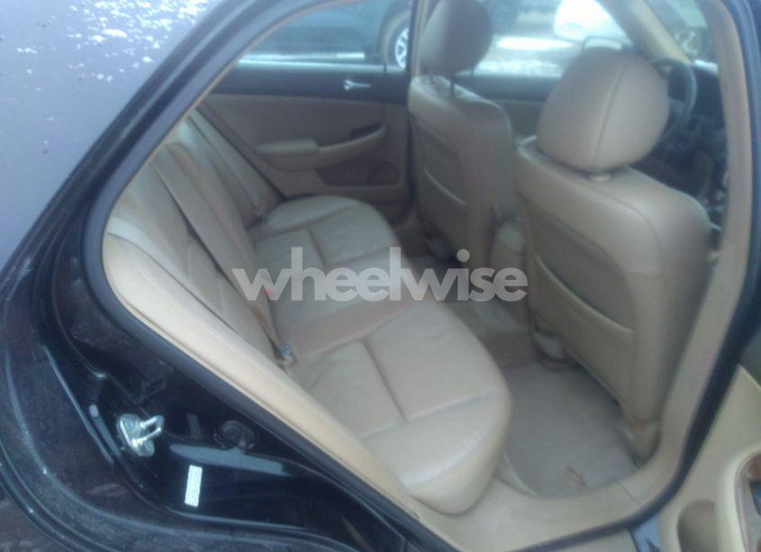 Photo 8 of 2006 Honda Accord 3.0 EX (VIN 1HGCM665X6A074988)