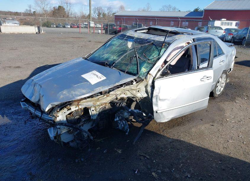 Photo 2 of 2007 Honda Accord 3.0 EX (VIN 1HGCM665X7A001850)