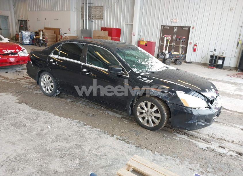 2007 Honda Accord 3.0 EX (VIN 1HGCM665X7A010810) main photo