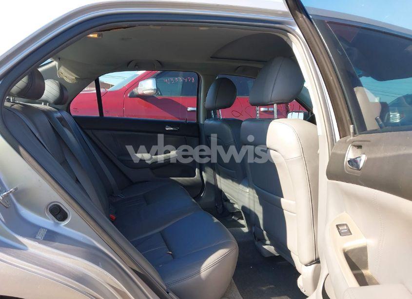 Photo 8 of 2007 Honda Accord 3.0 EX (VIN 1HGCM665X7A013660)