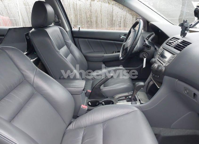 Photo 5 of 2007 Honda Accord 3.0 EX (VIN 1HGCM665X7A041832)