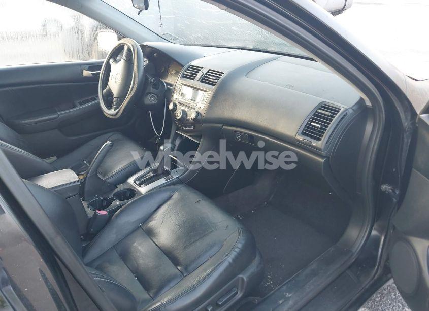 Photo 5 of 2007 Honda Accord 3.0 EX (VIN 1HGCM665X7A059862)