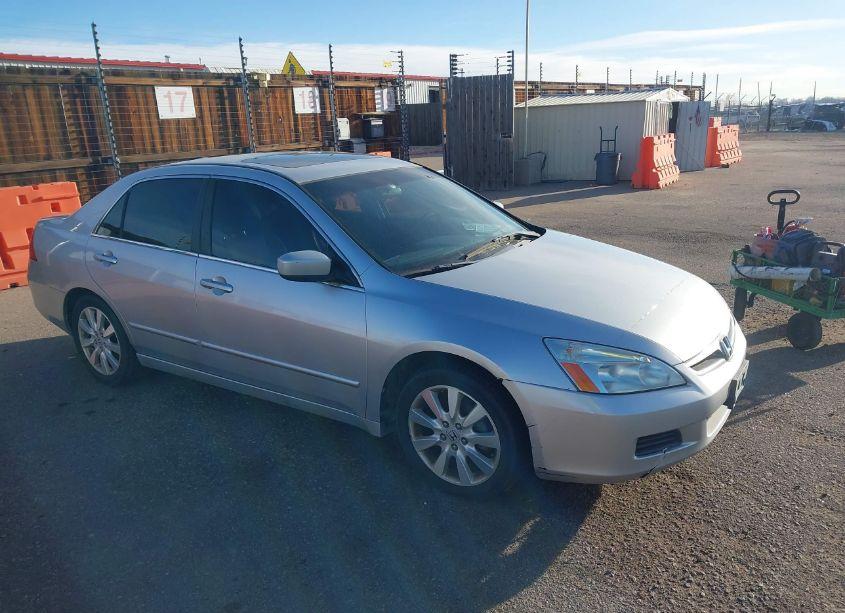 2007 Honda Accord 3.0 EX (VIN 1HGCM665X7A093624) main photo