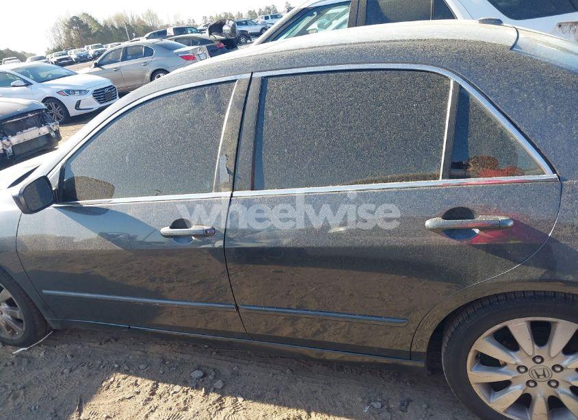 Photo 14 of 2007 Honda Accord 3.0 EX (VIN 1HGCM665X7A104296)