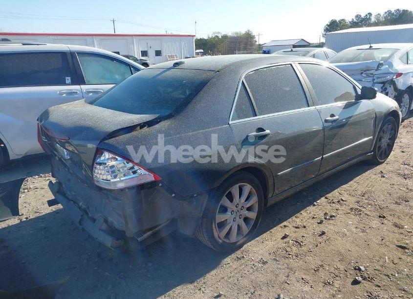 Photo 4 of 2007 Honda Accord 3.0 EX (VIN 1HGCM665X7A104296)