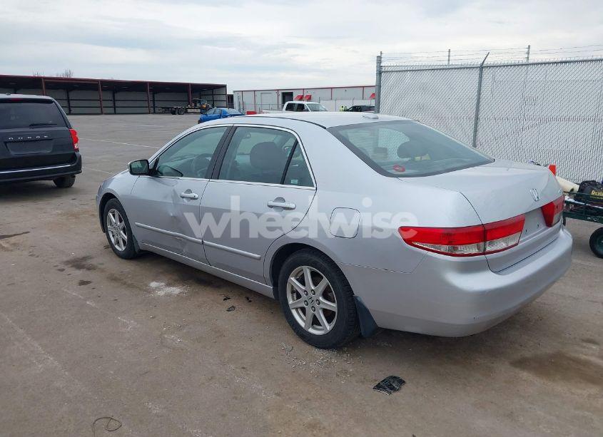 Photo 3 of 2004 Honda Accord 3.0 EX (VIN 1HGCM66804A006867)