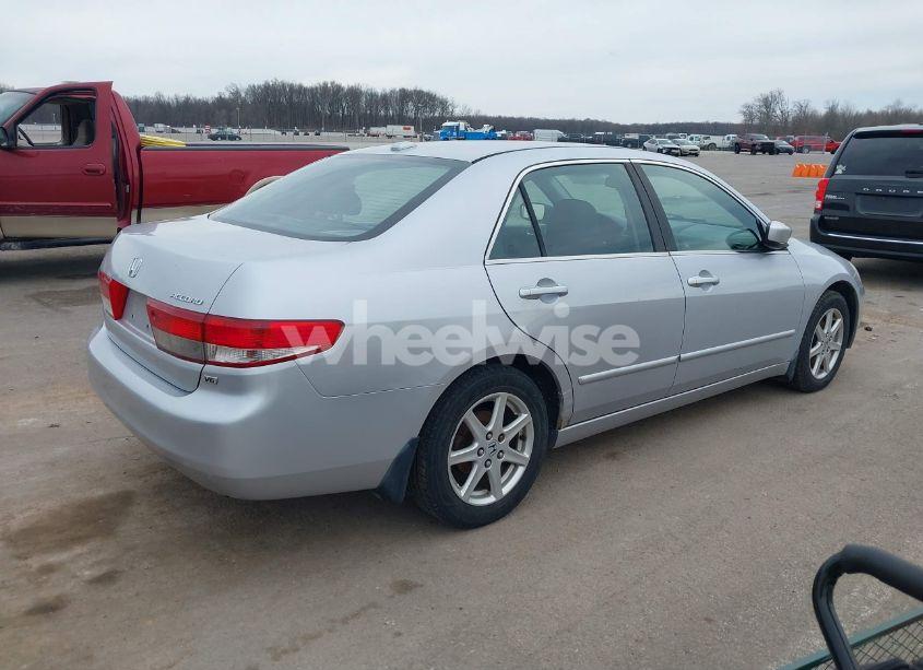 Photo 4 of 2004 Honda Accord 3.0 EX (VIN 1HGCM66804A006867)