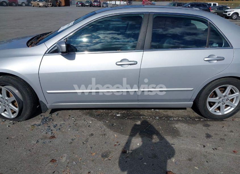 Photo 14 of 2004 Honda Accord 3.0 EX (VIN 1HGCM66804A081083)
