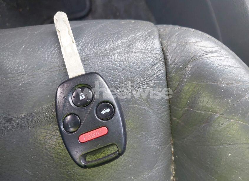 Photo 11 of 2005 Honda Accord 3.0 EX (VIN 1HGCM66805A054161)