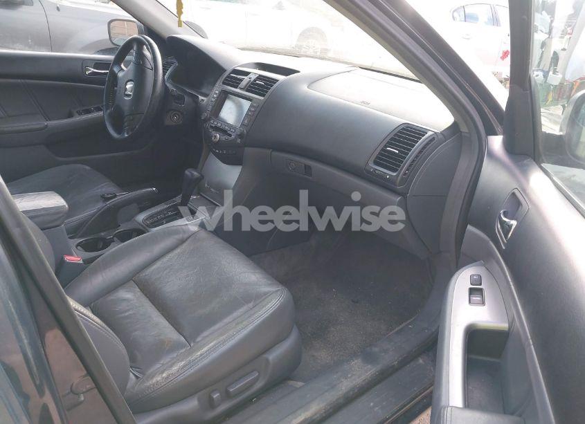 Photo 5 of 2005 Honda Accord 3.0 EX (VIN 1HGCM66805A054161)