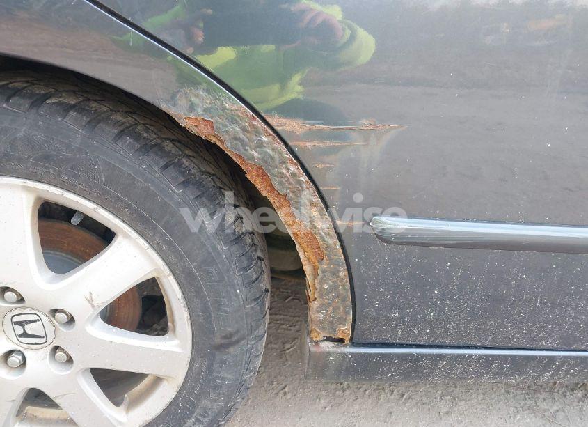 Photo 6 of 2005 Honda Accord 3.0 EX (VIN 1HGCM66805A054161)