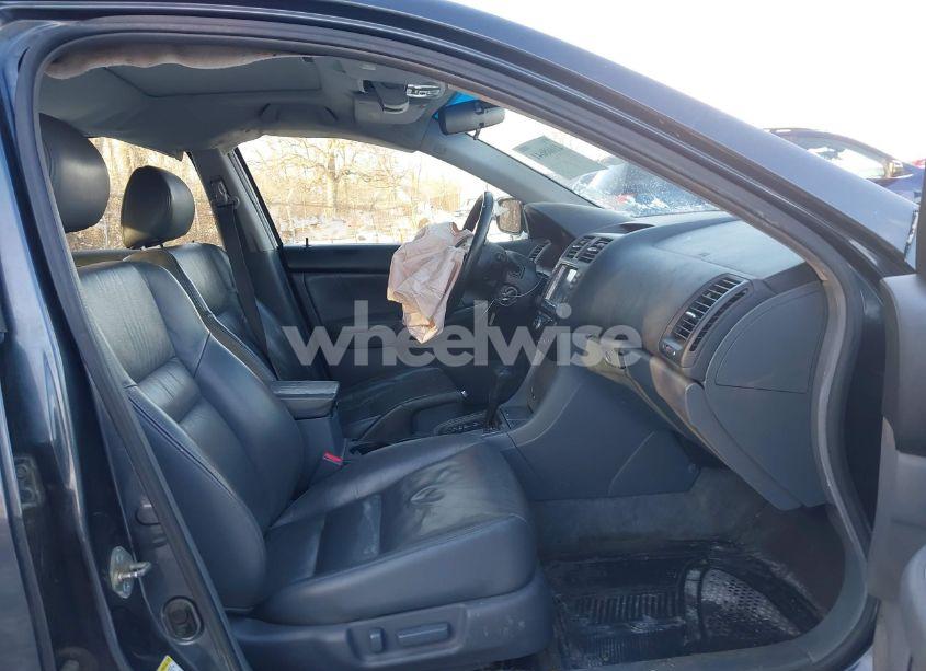 Photo 5 of 2005 Honda Accord 3.0 EX (VIN 1HGCM66815A071907)