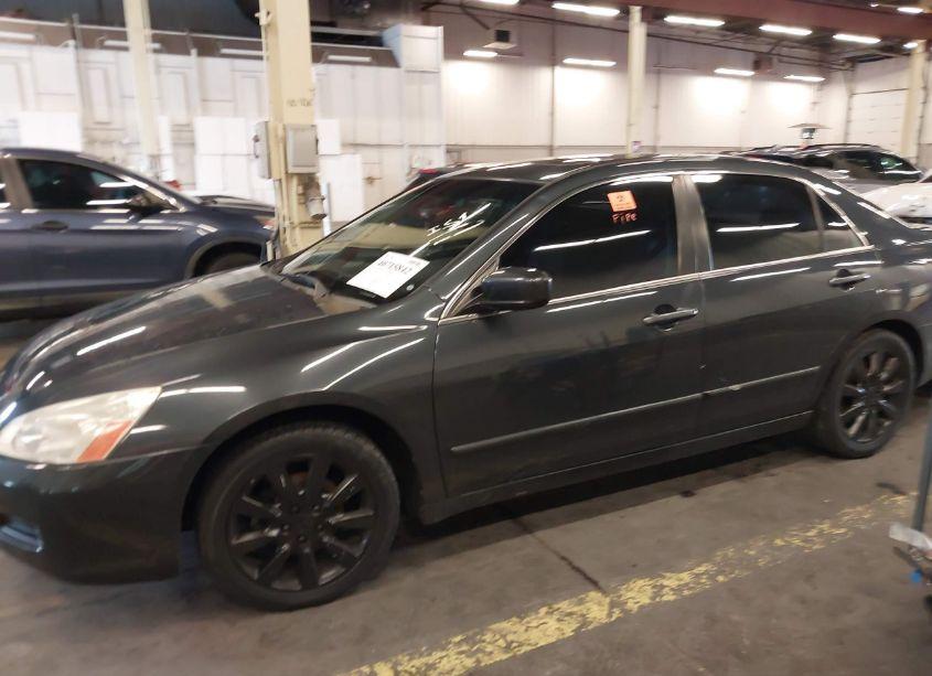 Photo 11 of 2006 Honda Accord 3.0 EX (VIN 1HGCM66816A028167)