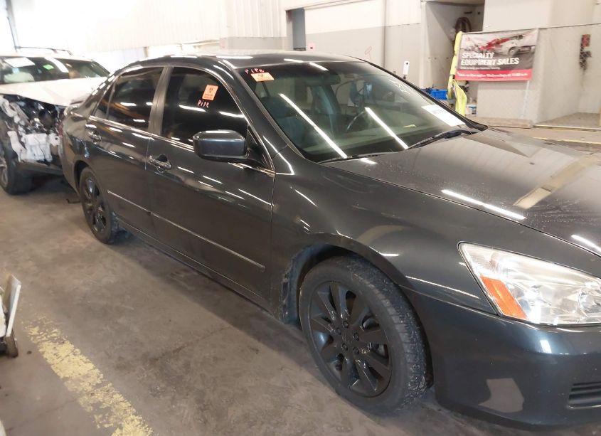 Photo 13 of 2006 Honda Accord 3.0 EX (VIN 1HGCM66816A028167)
