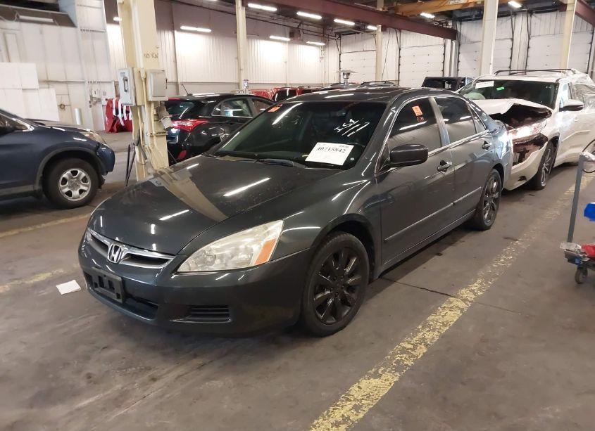 Photo 2 of 2006 Honda Accord 3.0 EX (VIN 1HGCM66816A028167)