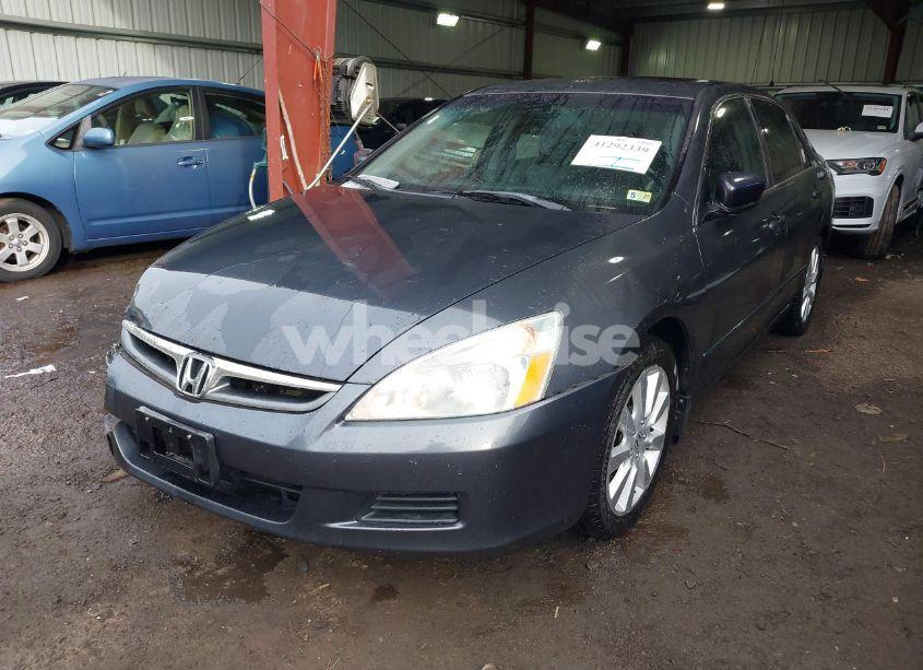 Photo 2 of 2006 Honda Accord 3.0 EX (VIN 1HGCM66816A060035)