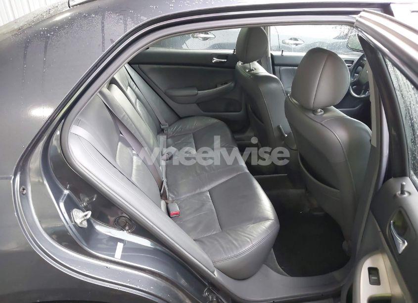 Photo 8 of 2006 Honda Accord 3.0 EX (VIN 1HGCM66816A060035)