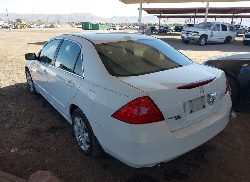 Photo 3 of 2006 Honda Accord 3.0 EX (VIN 1HGCM66816A060732)