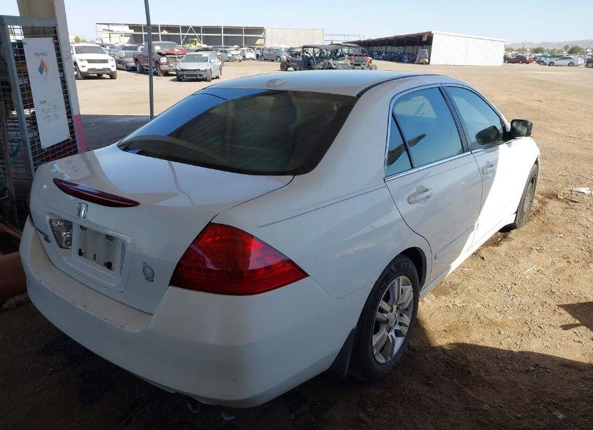 Photo 4 of 2006 Honda Accord 3.0 EX (VIN 1HGCM66816A060732)