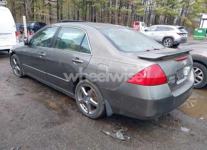 Photo 3 of 2007 Honda Accord 3.0 EX (VIN 1HGCM66817A013038)