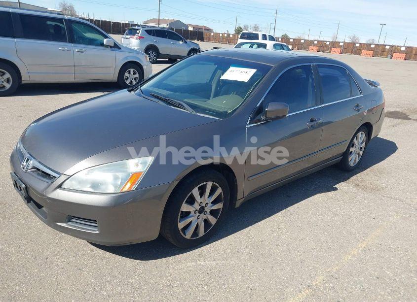 Photo 2 of 2007 Honda Accord 3.0 EX (VIN 1HGCM66817A017221)