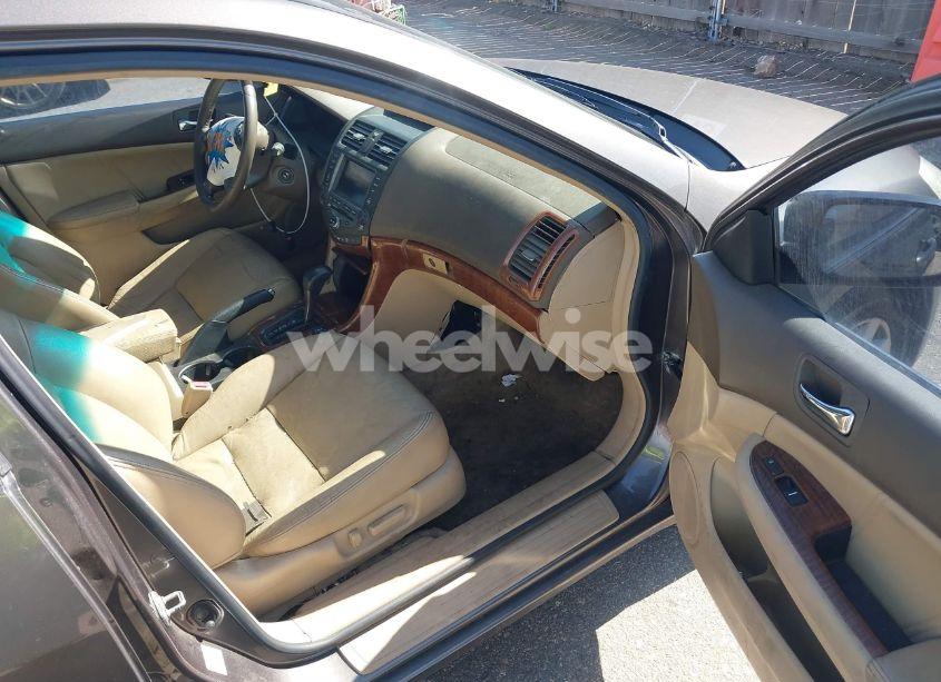 Photo 5 of 2007 Honda Accord 3.0 EX (VIN 1HGCM66817A017221)