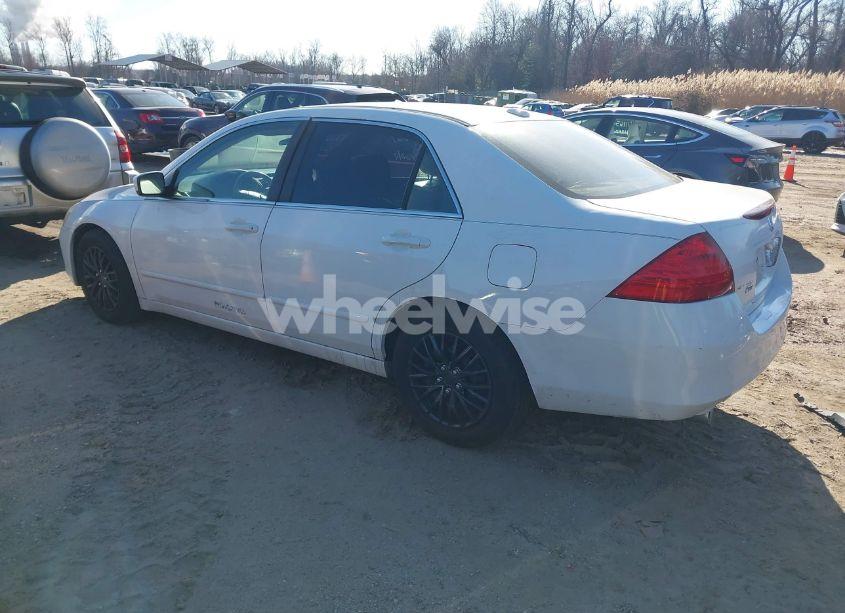 Photo 3 of 2007 Honda Accord 3.0 EX (VIN 1HGCM66817A069562)