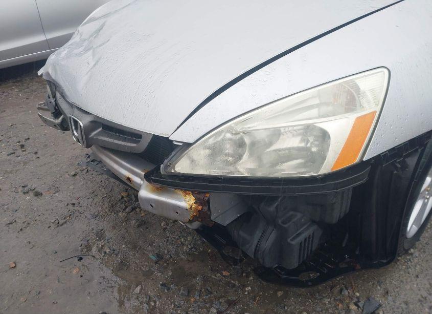 Photo 17 of 2003 Honda Accord 3.0 EX (VIN 1HGCM66823A035401)