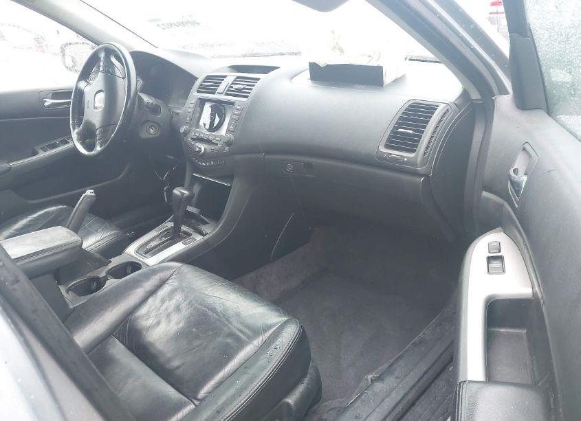 Photo 5 of 2003 Honda Accord 3.0 EX (VIN 1HGCM66823A035401)