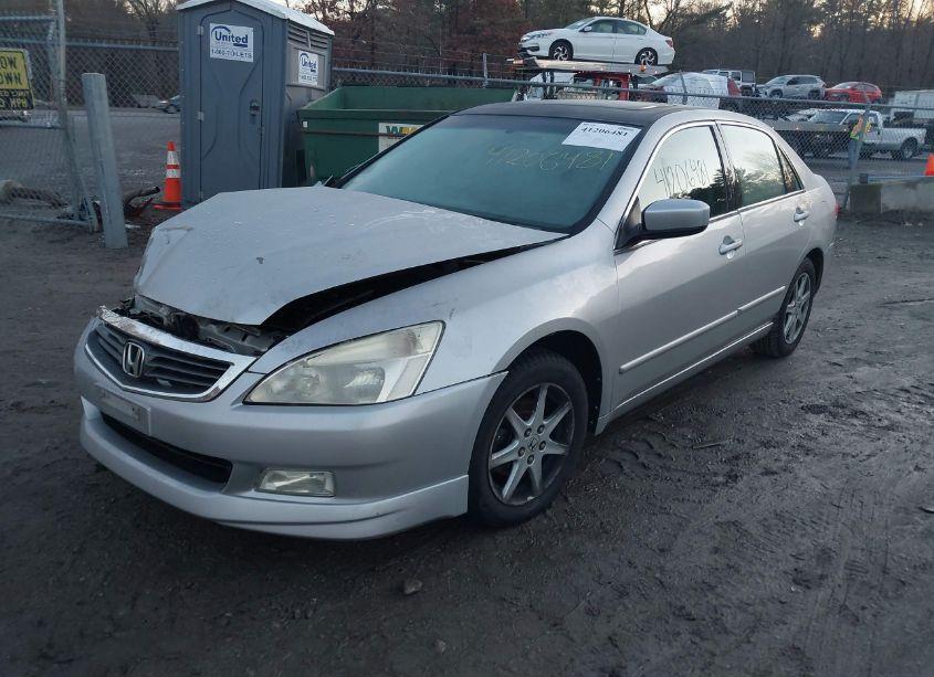 Photo 2 of 2003 Honda Accord 3.0 EX (VIN 1HGCM66823A086171)