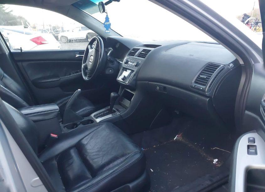 Photo 5 of 2003 Honda Accord 3.0 EX (VIN 1HGCM66823A086171)