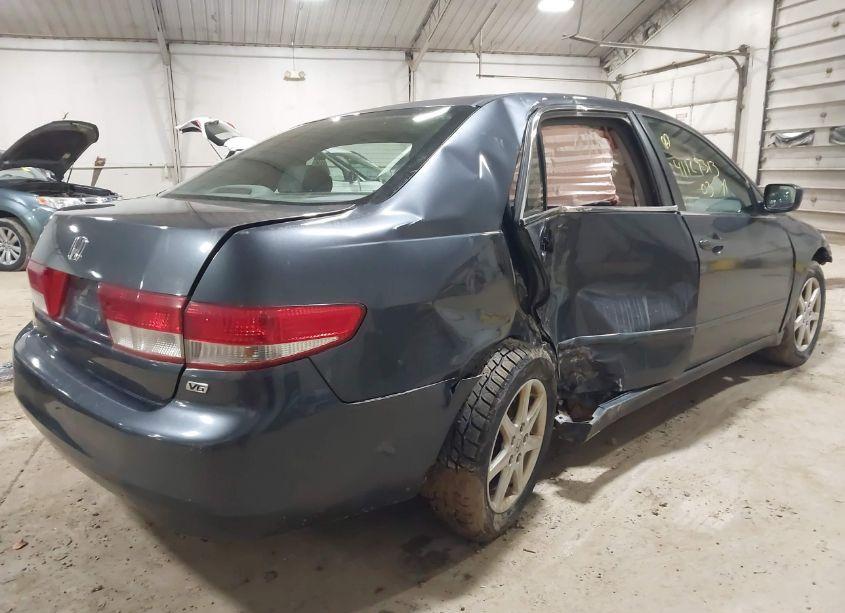 Photo 4 of 2003 Honda Accord 3.0 EX (VIN 1HGCM66823A087465)