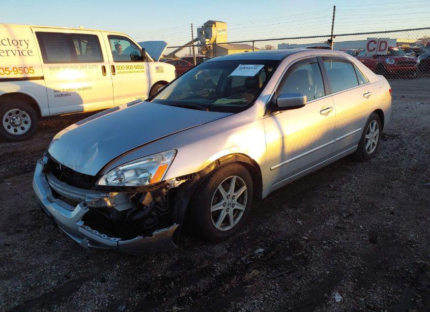 Photo 2 of 2003 Honda Accord 3.0 EX (VIN 1HGCM66823A091256)