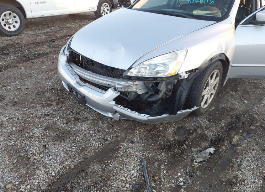 Photo 6 of 2003 Honda Accord 3.0 EX (VIN 1HGCM66823A091256)