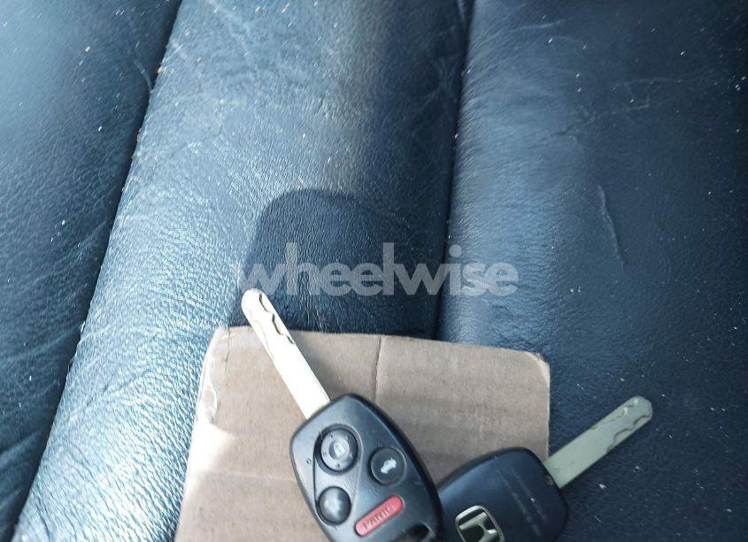 Photo 11 of 2005 Honda Accord 3.0 EX (VIN 1HGCM66825A041945)