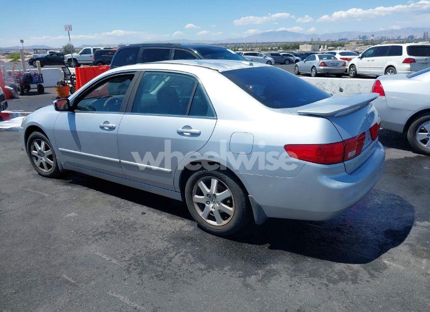 Photo 3 of 2005 Honda Accord 3.0 EX (VIN 1HGCM66825A041945)